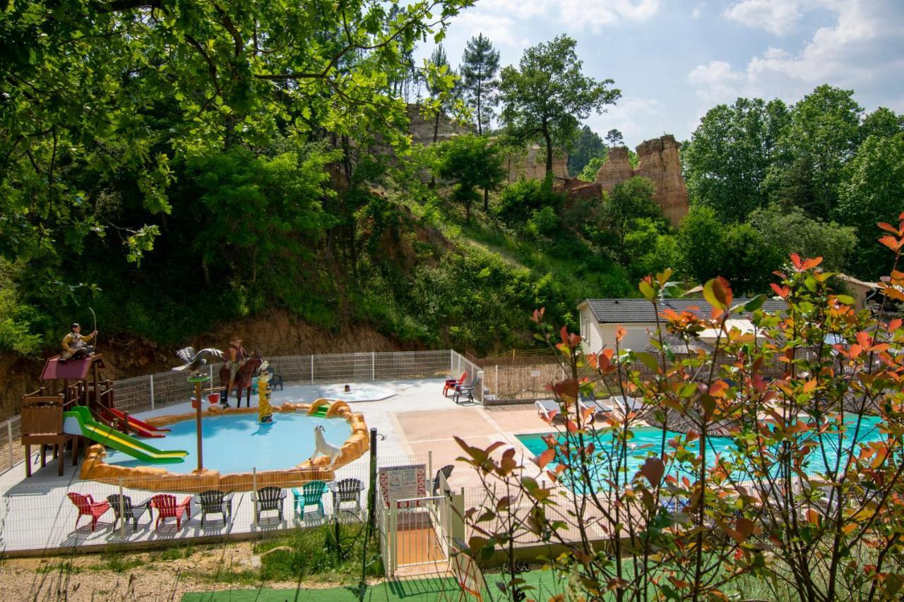 Camping Le Colorado รุสเทรล ภายนอก รูปภาพ