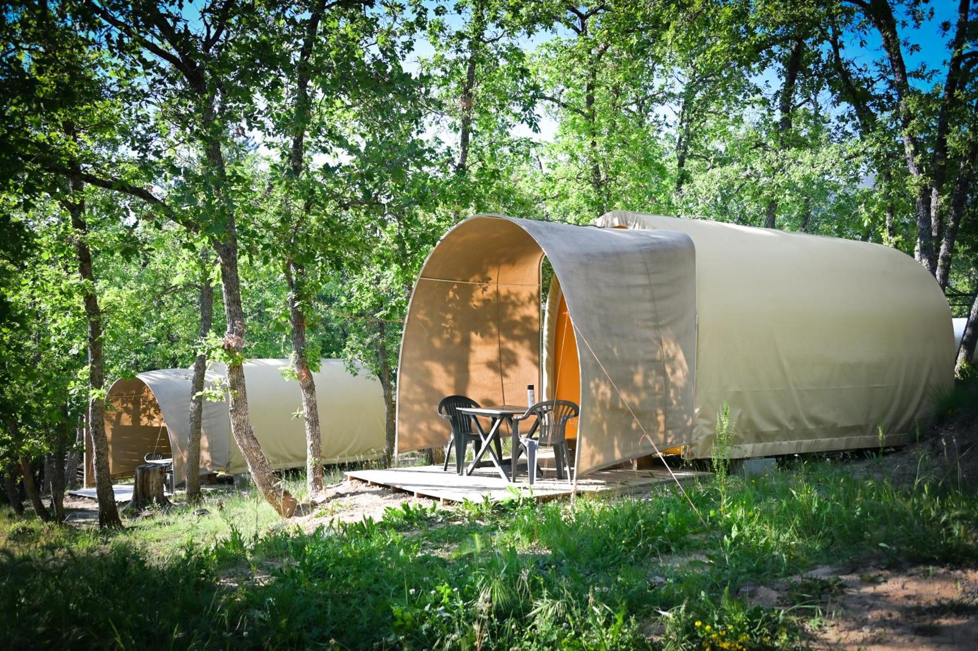 Camping Le Colorado รุสเทรล ภายนอก รูปภาพ