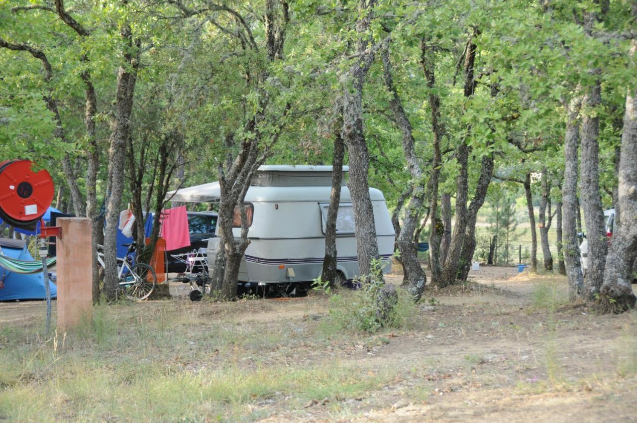 Camping Le Colorado รุสเทรล ภายนอก รูปภาพ